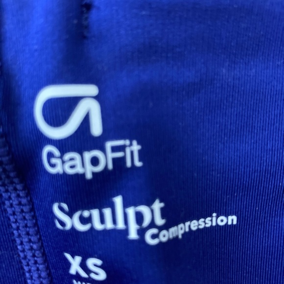 NWT Gapfit sculpt compression high rise leggings - Picture 13 of 17
